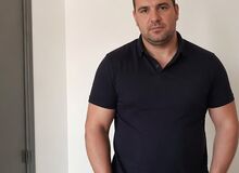 Photo de MI1748078