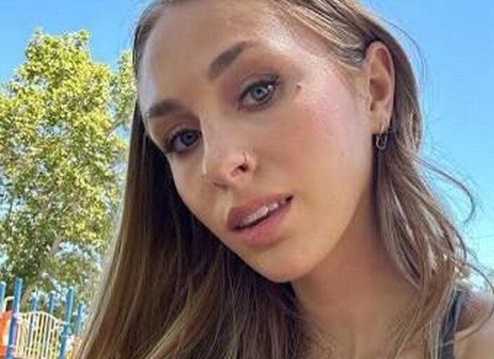 claireC