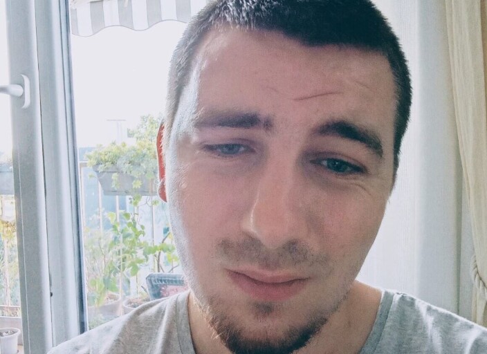 Baz45