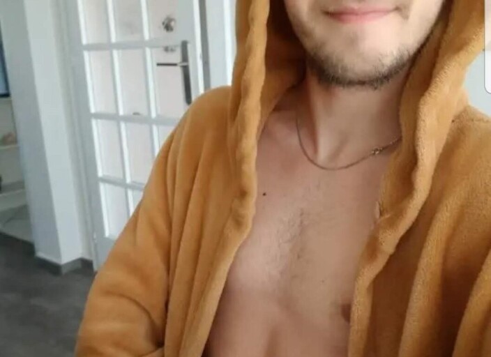 Yus57