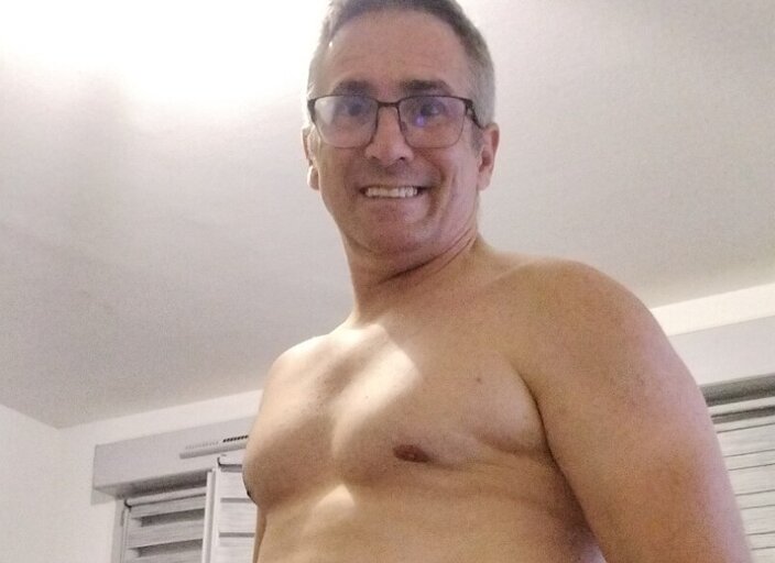 Tony49800