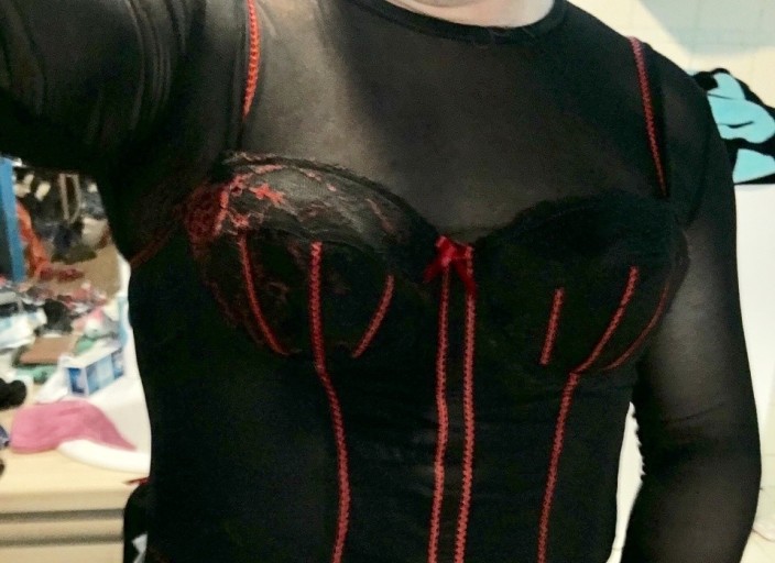 ElodieTV64