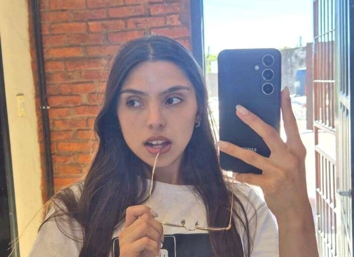 Loren242