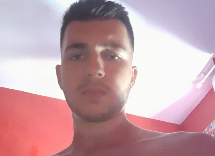 kYS