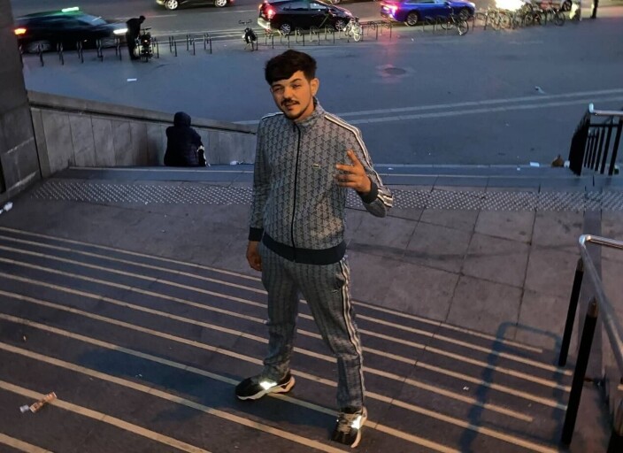 anis19