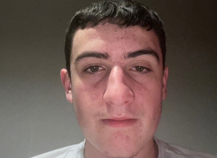 Lucas_44