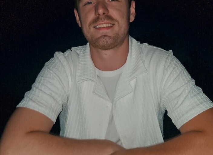 Alex26
