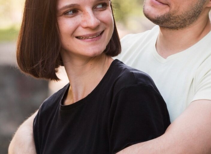 couplebi43