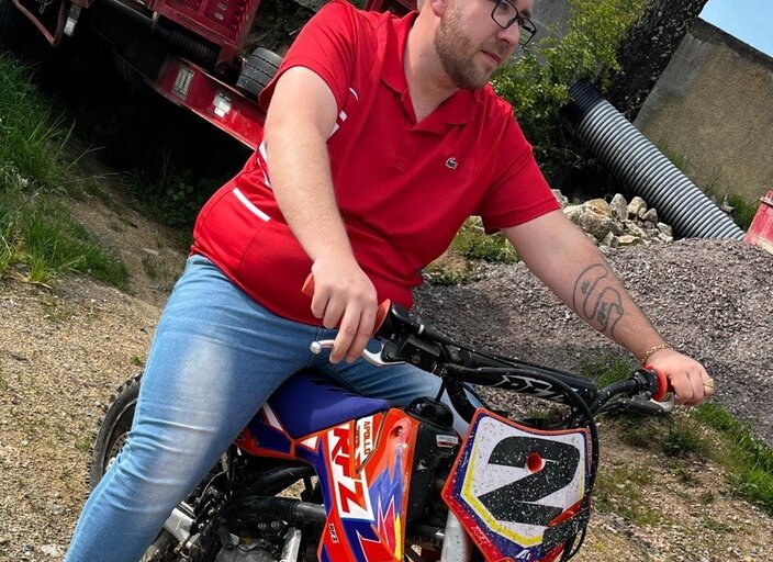 kev2730