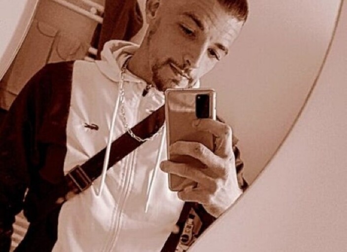 Chriss76